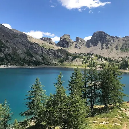 A Au Pied Des Pistes, 4 Ou 6 Personnes